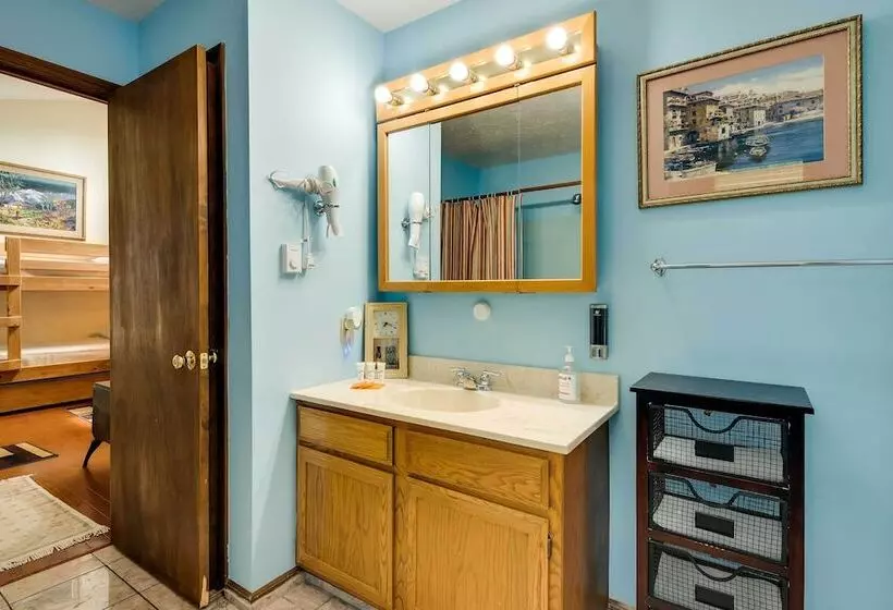 Albrightsville Family Hideaway W/ Private Hot Tub!