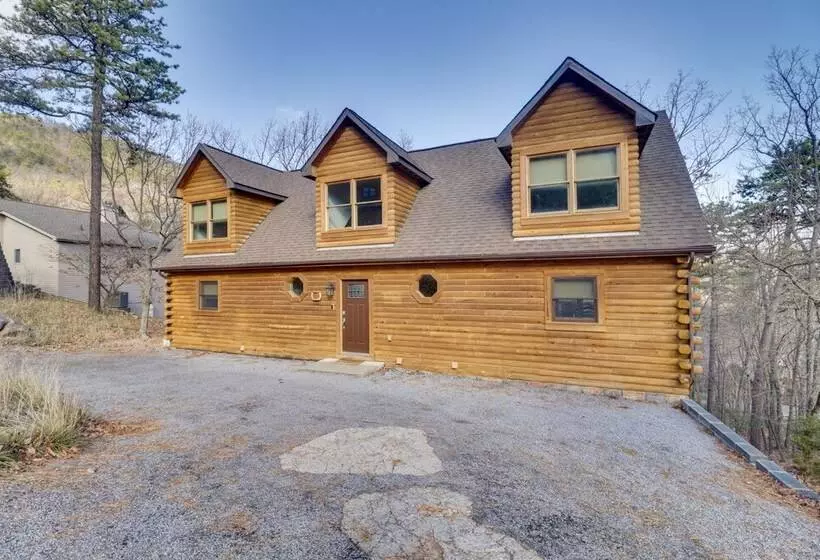 Big Bear Lodge    Cabin In Massanutten Resort!