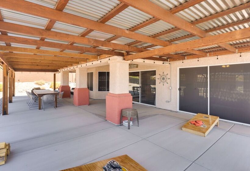 Bullhead City Oasis W/ Fire Pit + Mtn View!