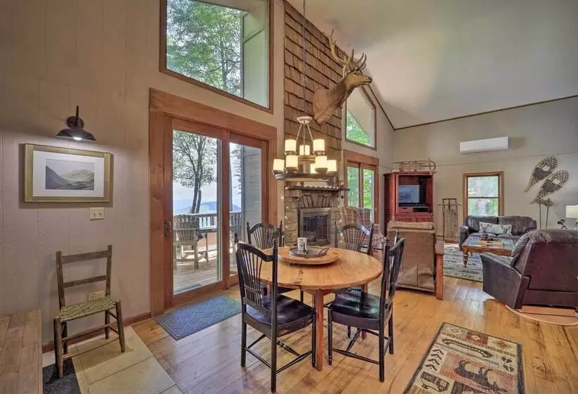 Hot Tub & Scenic Views: Beech Mountain Retreat