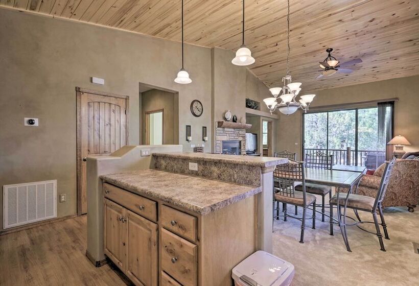 Charming Cabin Retreat   4 Mi To Fool Hollow Lake!