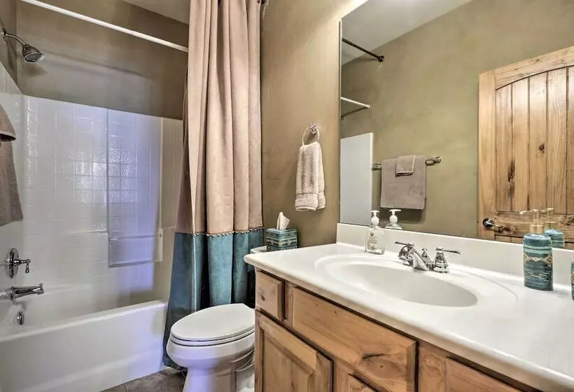 Charming Cabin Retreat   4 Mi To Fool Hollow Lake!