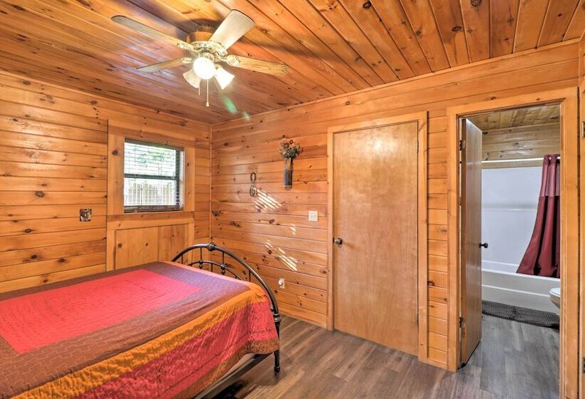 Cozy Cabin W/ Hot Tub   4 Mi To Broken Bow Lake!