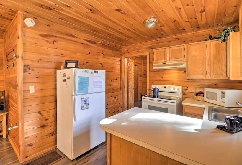 Cozy Cabin W/ Hot Tub   4 Mi To Broken Bow Lake!