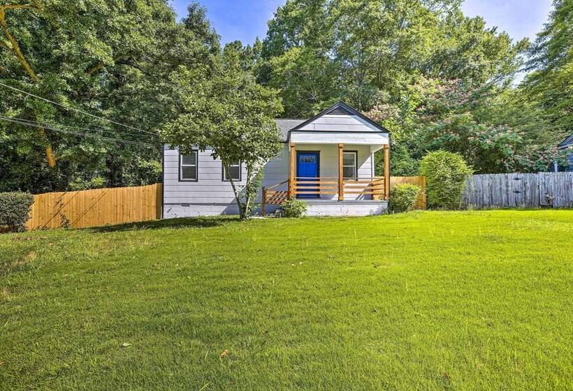 Family Friendly Atlanta Home ~ 3 Mi To Downtown!
