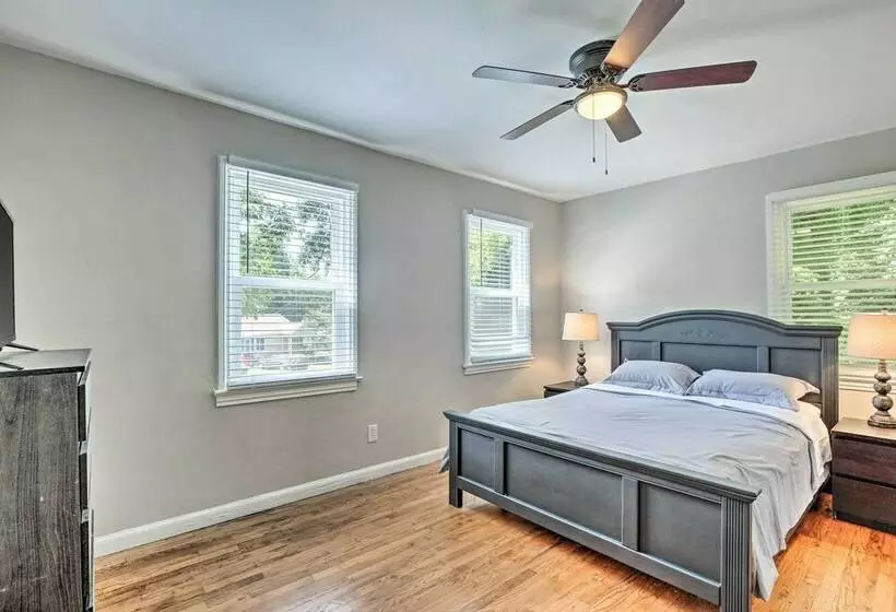 Family Friendly Atlanta Home ~ 3 Mi To Downtown!