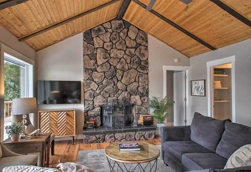 Hillside Home W/ Dock ~ 8 Mi To Coeur D Alene!
