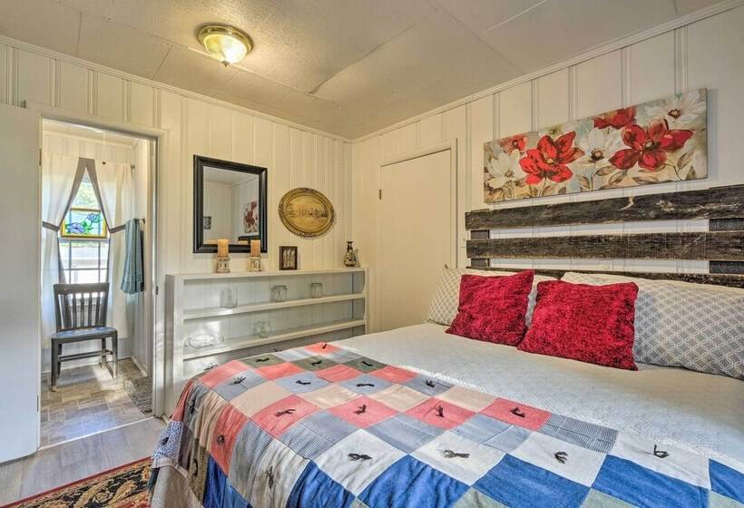 Homey Horse Farm Hideaway ~ 6 Mi To Ky Horse Park!