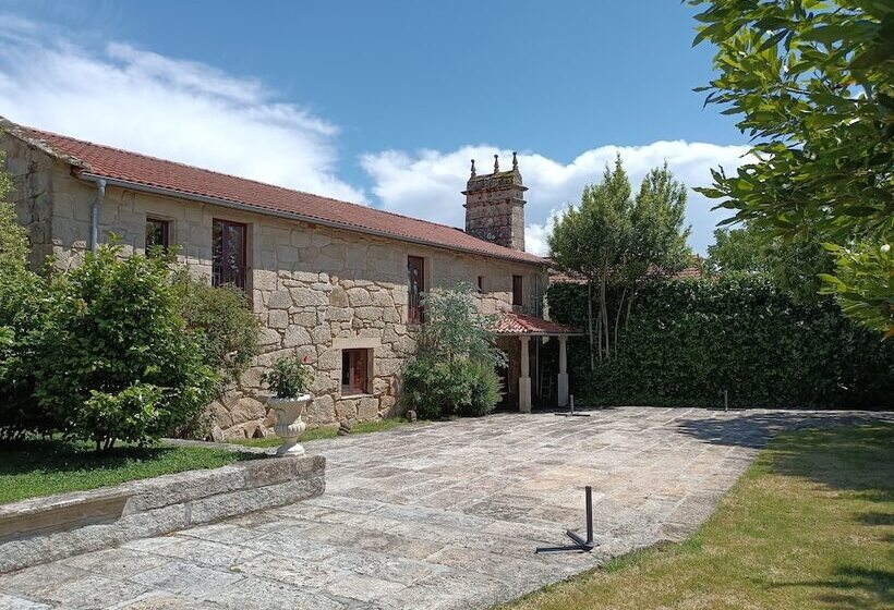 هتل Casa Das Capelas