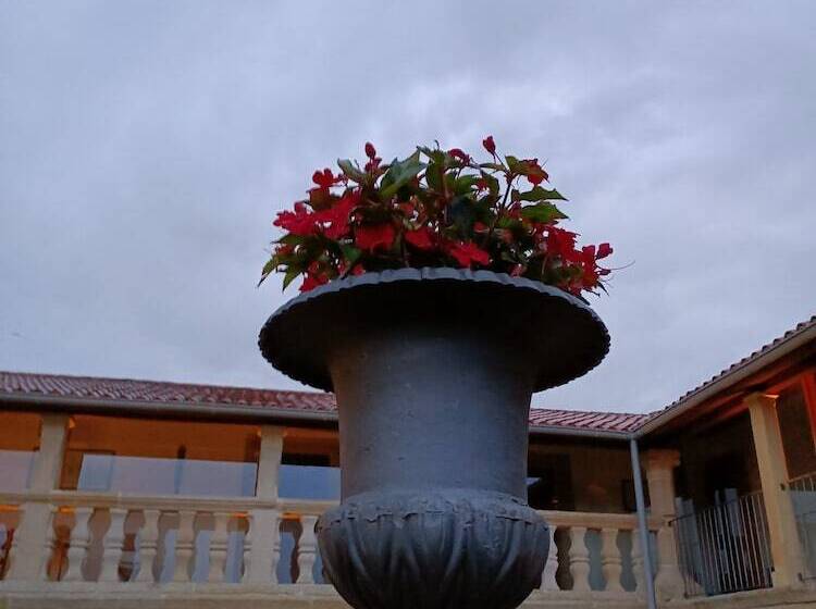 هتل Casa Das Capelas