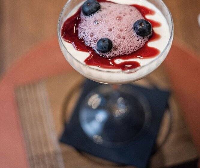 Отель Emotheo Heritage