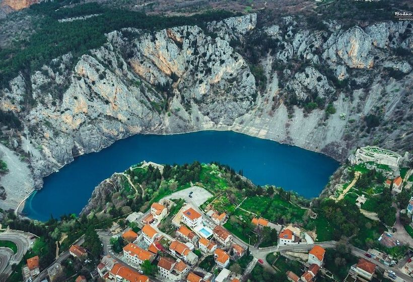 Отель Emotheo Heritage