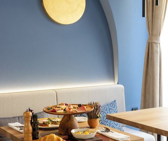 Отель Emotheo Heritage