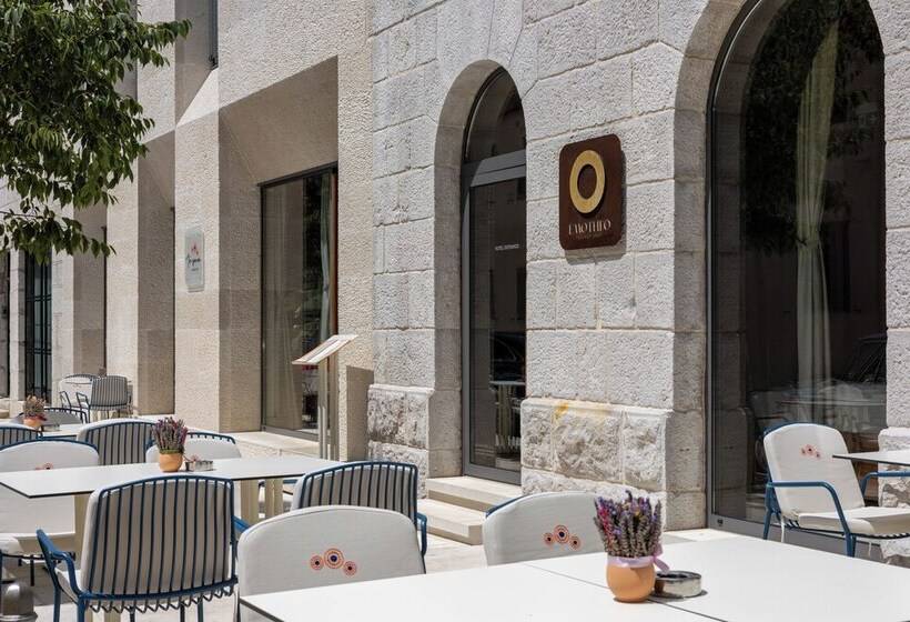 Отель Emotheo Heritage