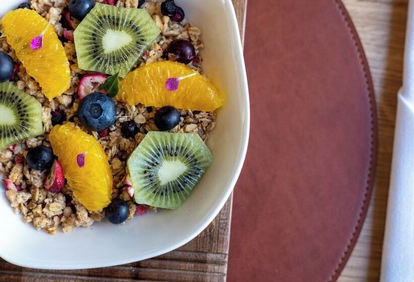 Отель Emotheo Heritage