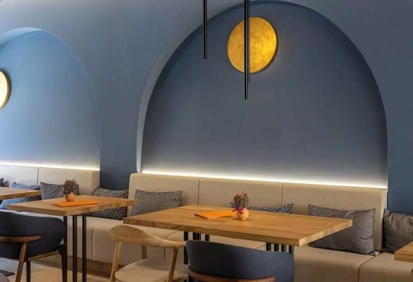 Hotelli Emotheo Heritage