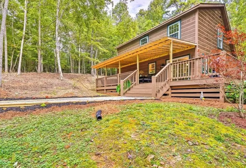 Warne Retreat W/ Hot Tub & Fire Pit!