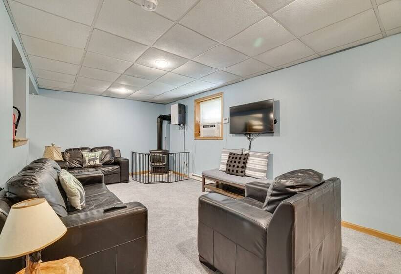 Swim, Hike & Unwind: Resort Cabin In Lake Ariel!