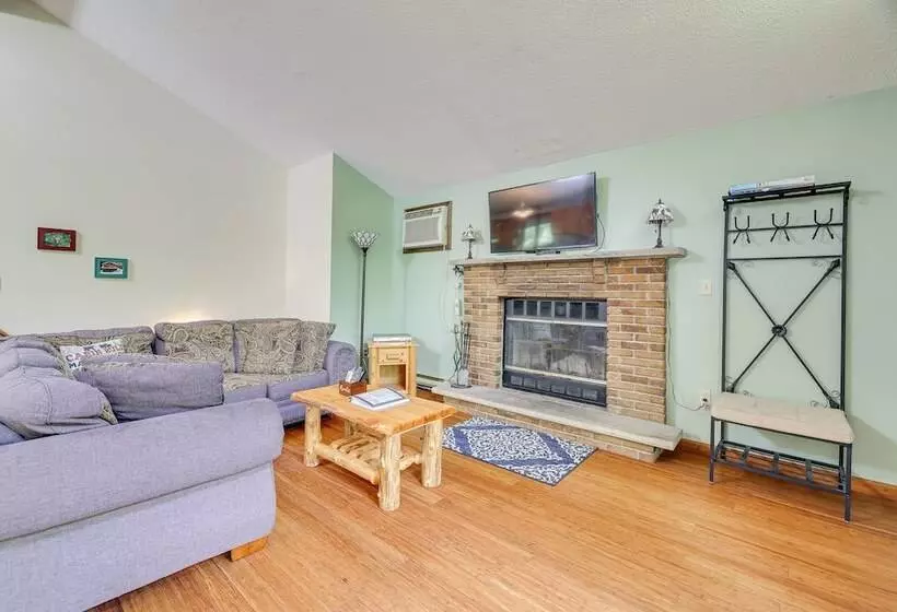 Swim, Hike & Unwind: Resort Cabin In Lake Ariel!