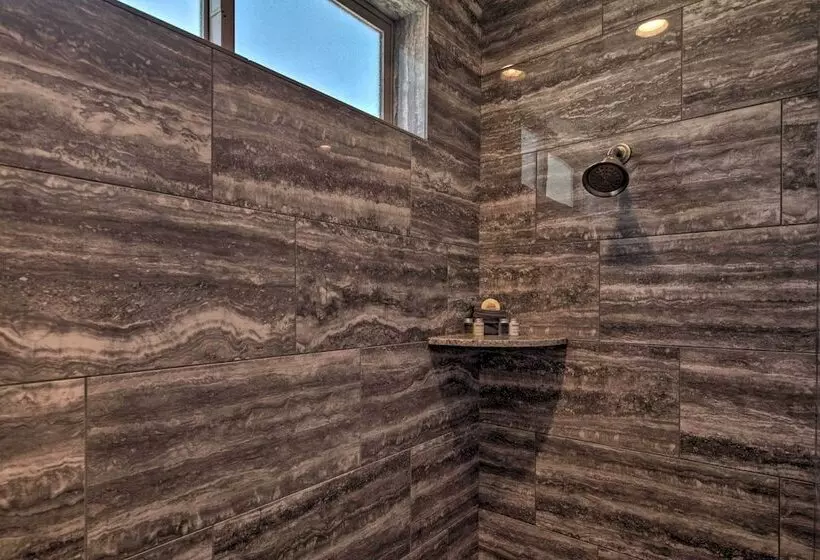 Luxe Home W/ Ohv Access, 5 Mi To Lake Mohave!