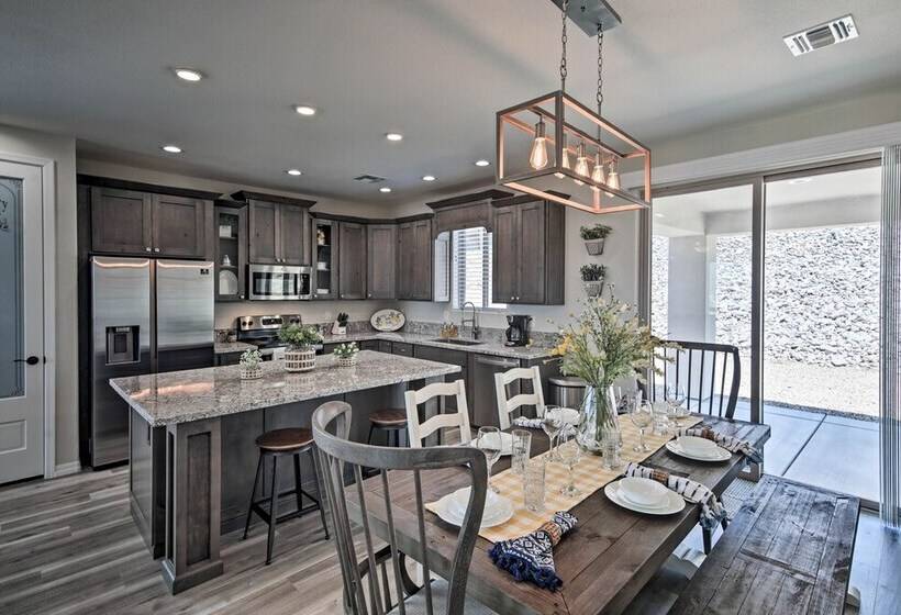 Luxe Home W/ Ohv Access, 5 Mi To Lake Mohave!