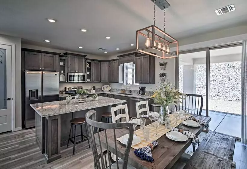 Luxe Home W/ Ohv Access, 5 Mi To Lake Mohave!