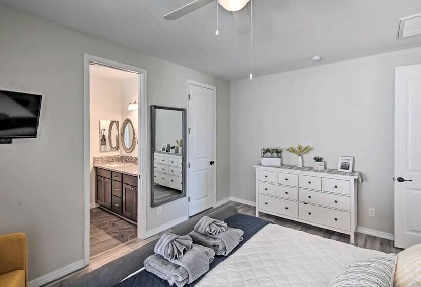 Luxe Home W/ Ohv Access, 5 Mi To Lake Mohave!