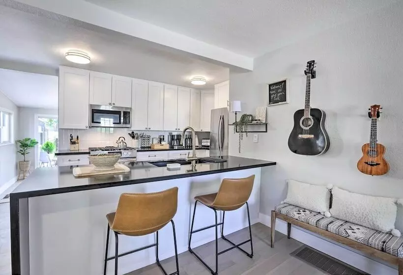 Midtown Reno Oasis W/ Private Hot Tub & Fire Pit