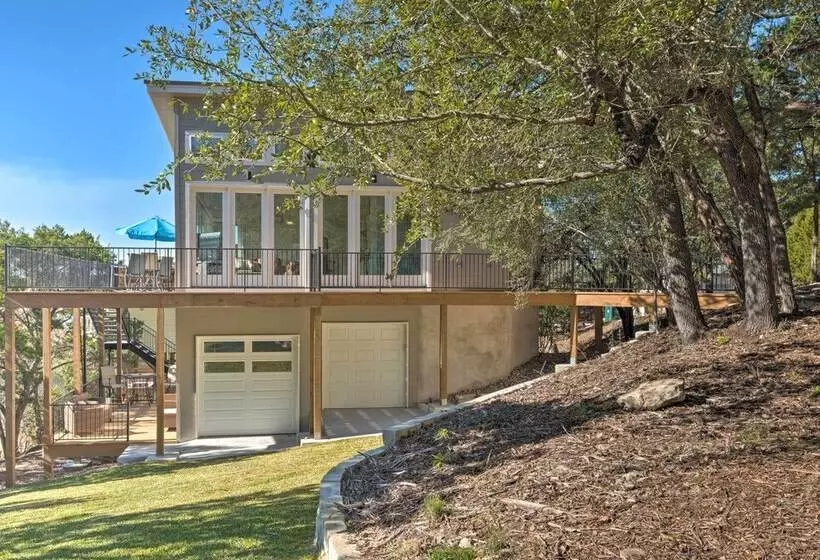 Modern Lake Travis Haven W/ Resort Amenities!