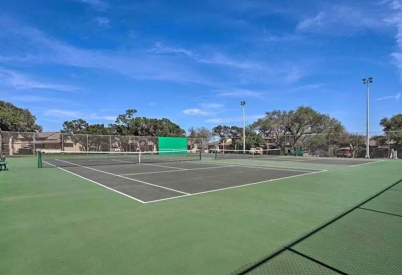 Modern Lake Travis Haven W/ Resort Amenities!