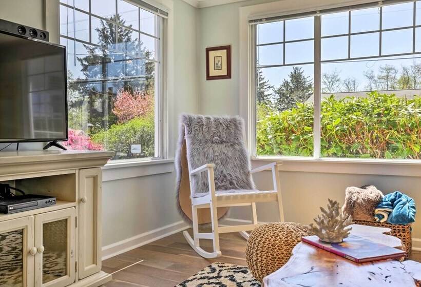 Salty Dog Cottage In Netarts W/ Deck