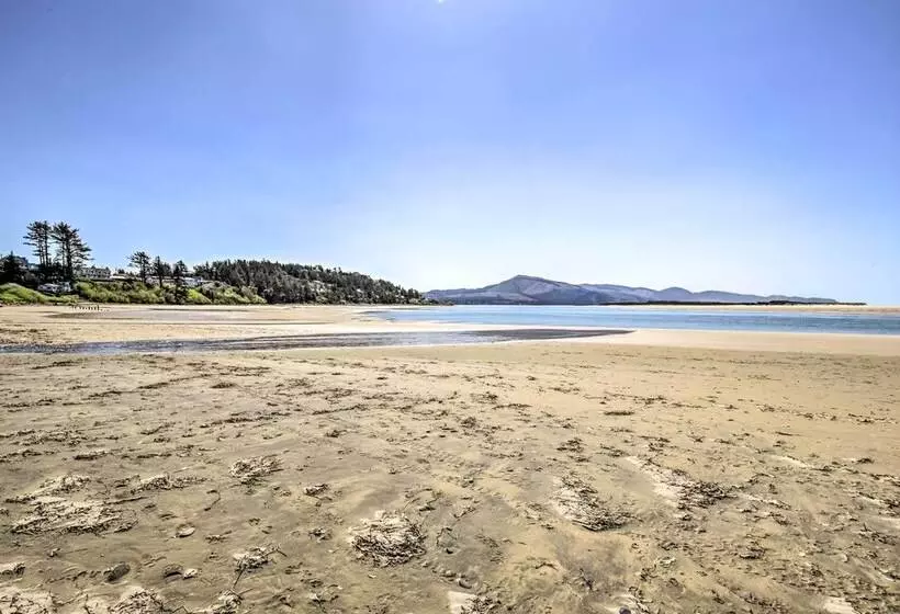 Salty Dog Cottage  In Netarts W/ Deck