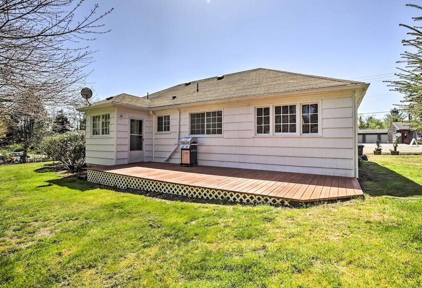 Salty Dog Cottage In Netarts W/ Deck