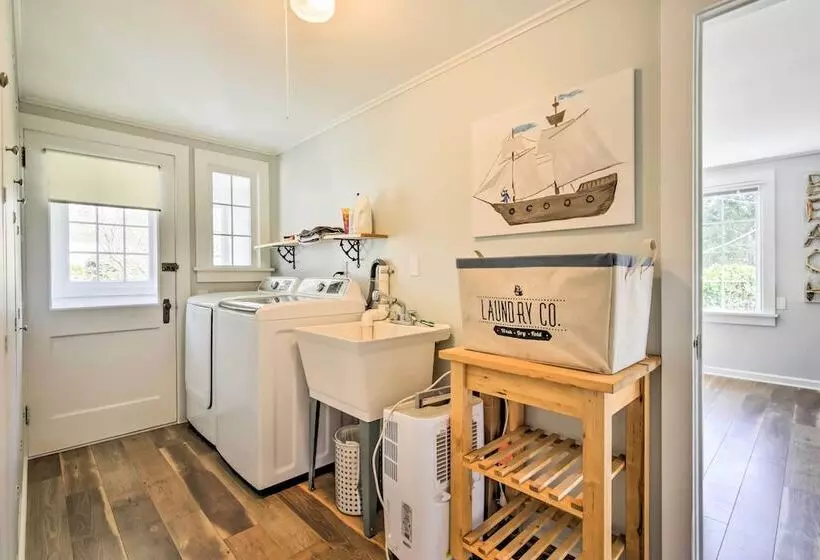 Salty Dog Cottage  In Netarts W/ Deck