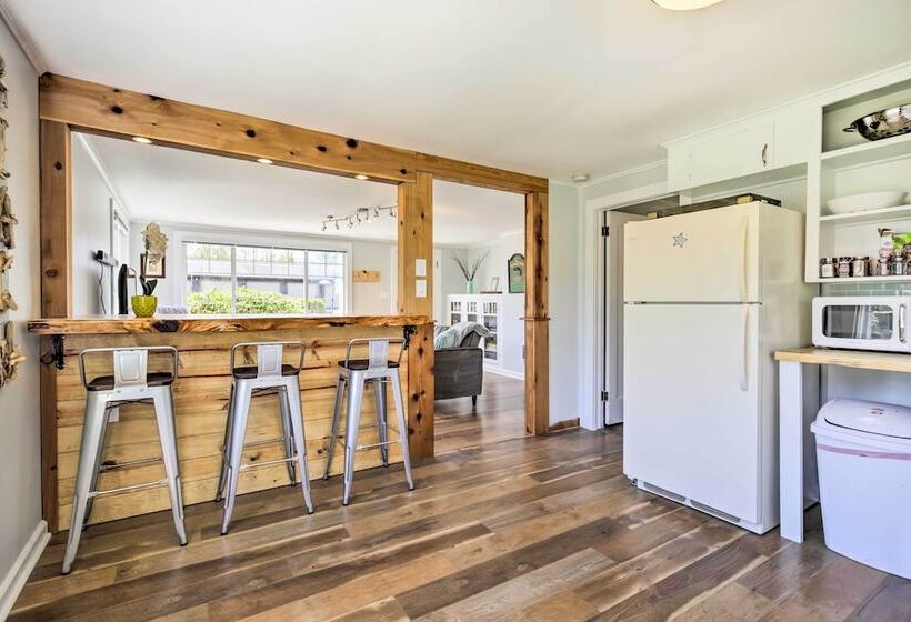 Salty Dog Cottage In Netarts W/ Deck