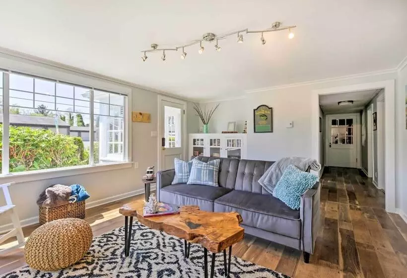 Salty Dog Cottage  In Netarts W/ Deck