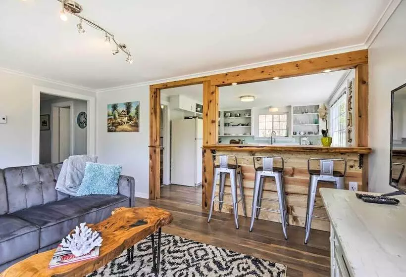 Salty Dog Cottage  In Netarts W/ Deck