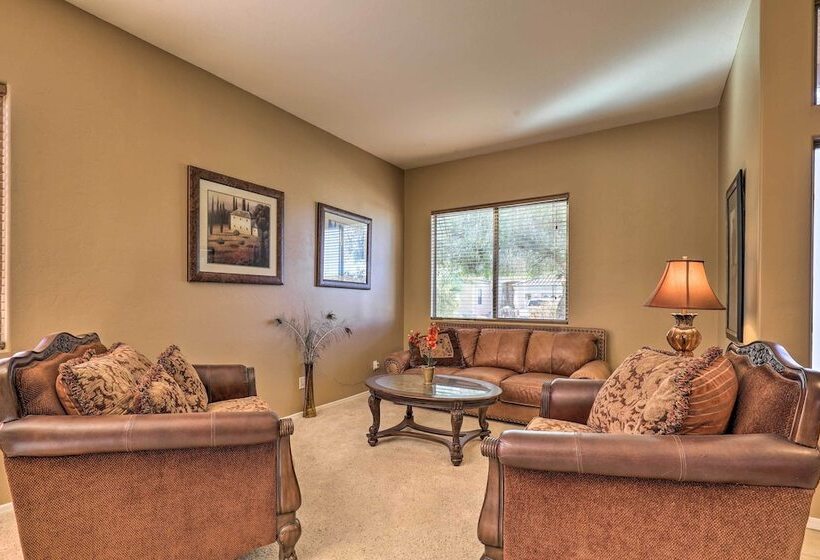 Pet Friendly Tucson Home W/ Patio & Mountain Views
