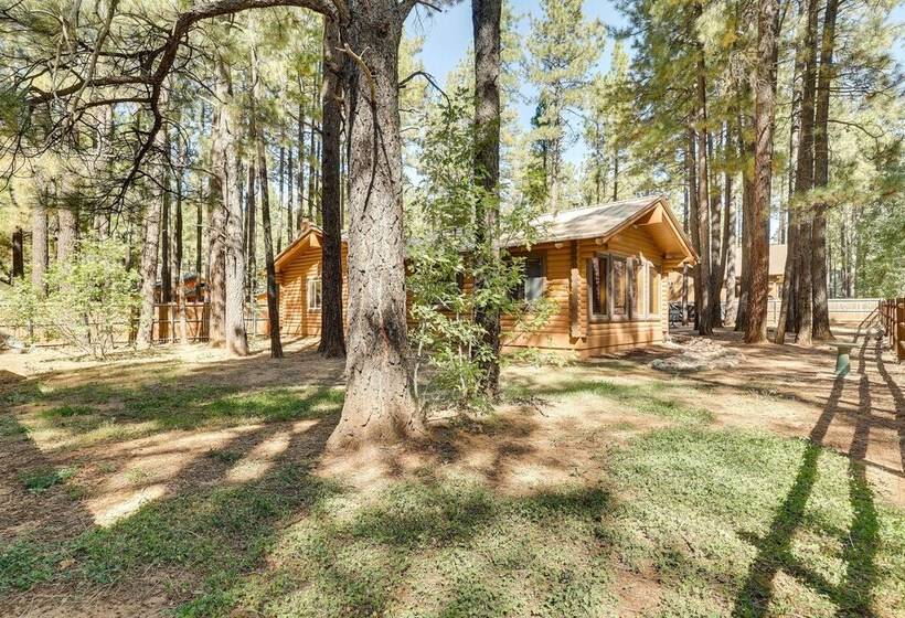 11 Mi To Rainbow Lake: Family Home W/ Large Yard