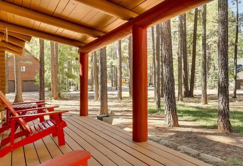 11 Mi To Rainbow Lake: Family Home W/ Large Yard