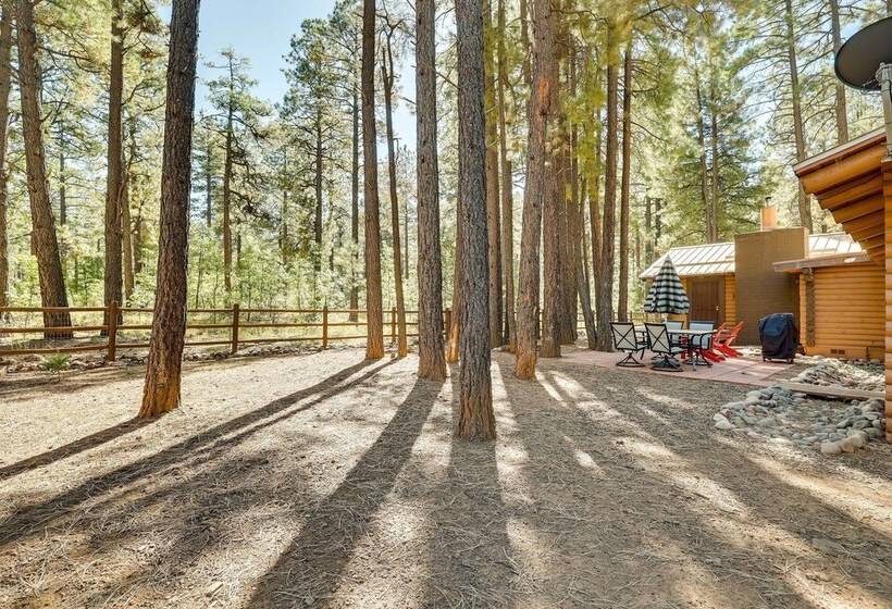 11 Mi To Rainbow Lake: Family Home W/ Large Yard