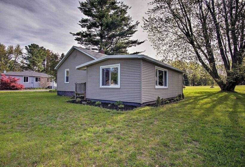 Scenic Ludington Home ~ 1 Mi To Lake Michigan