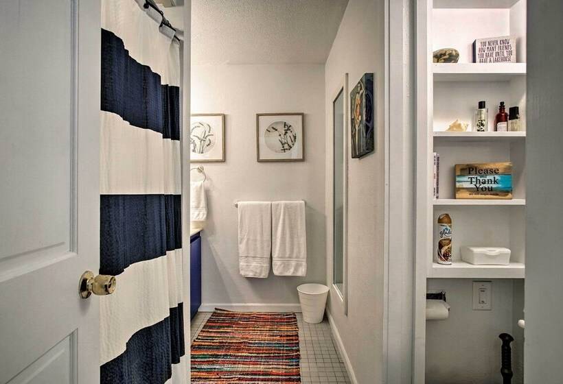 Scenic Ludington Home ~ 1 Mi To Lake Michigan