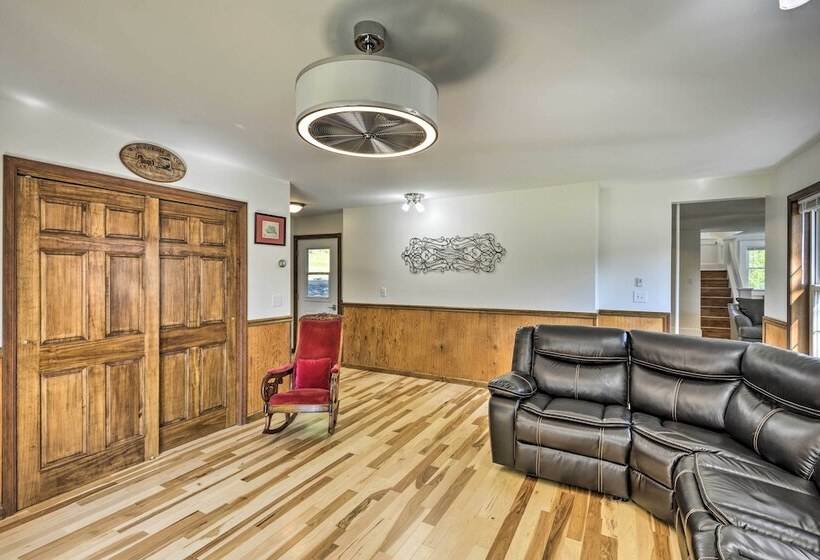 Montour Falls Home: 2 Mi To Seneca Lake & Wineries