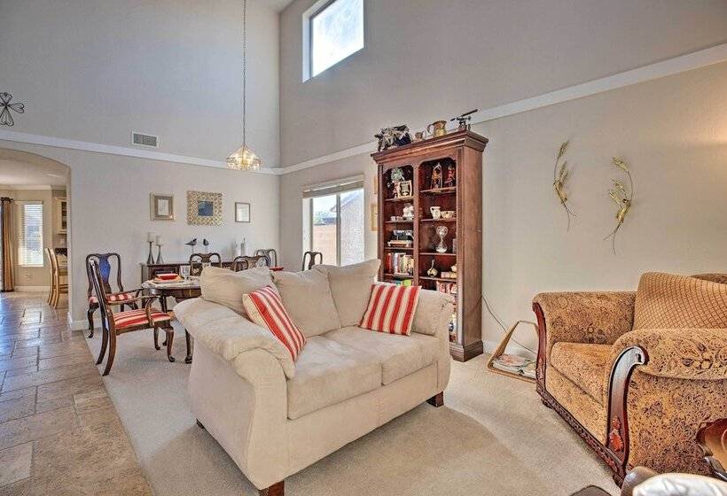 Sunny San Tan Valley Home W/ Grill On Golf Course!