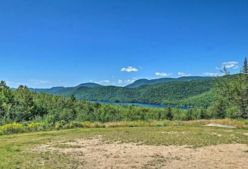 Thirteenth Lake Chalet W/deck, Walk To Water!