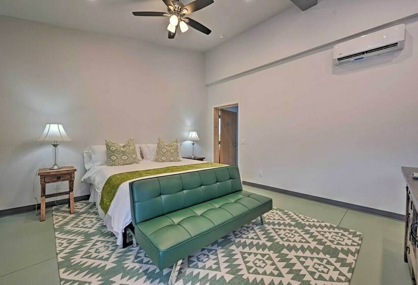 Unique Cornville Retreat W/ Game Room & Deck!