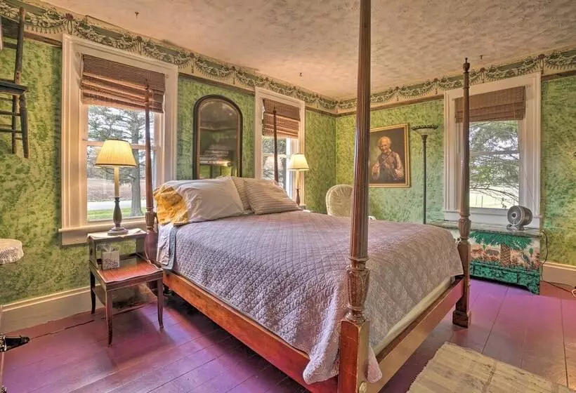 Vintage Farmhouse ~ 2 1/2 Mi To Mount Pleasant Ski