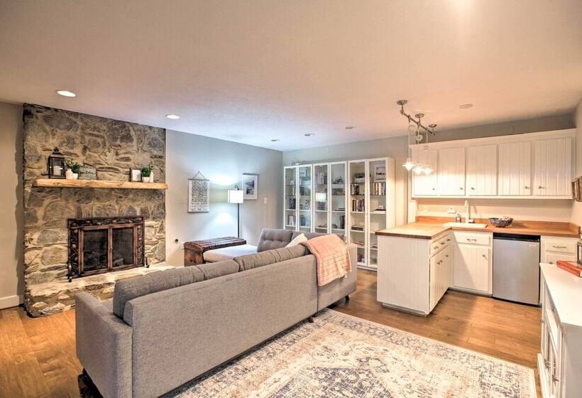 Wintergreen Resort Home W/ 2 Decks + Ski Access!