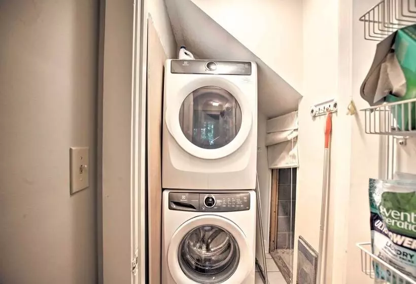 Wintergreen Resort Home W/ 2 Decks + Ski Access!